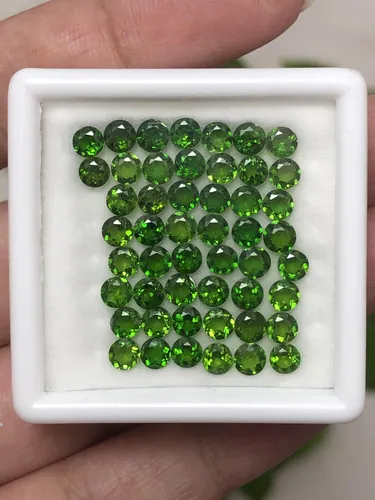 พลอย โครมไดออพไซต์ Chrome Diopside