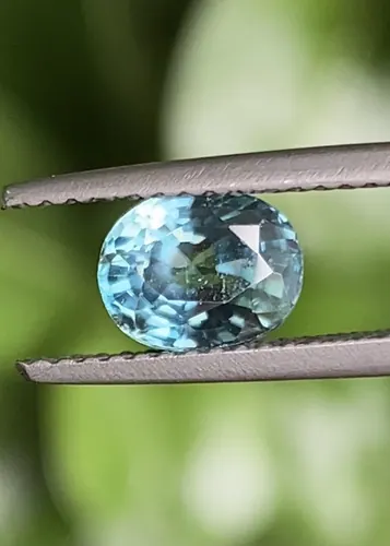 เพทาย Natural Zircon