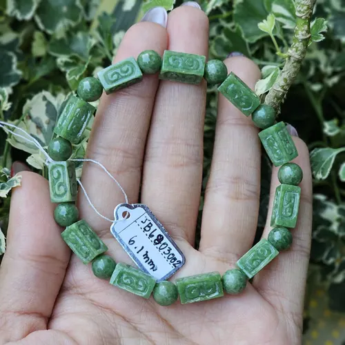 หยก Jadeite