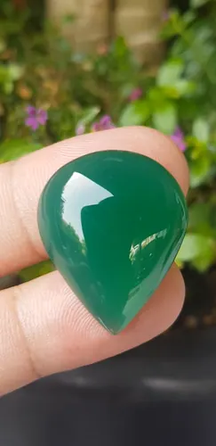 พลอย โมรา (Natural Chalcedony)