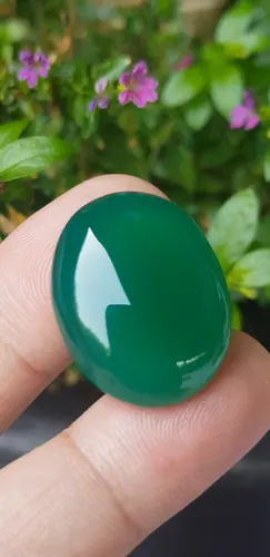 พลอย โมรา (Natural Chalcedony)