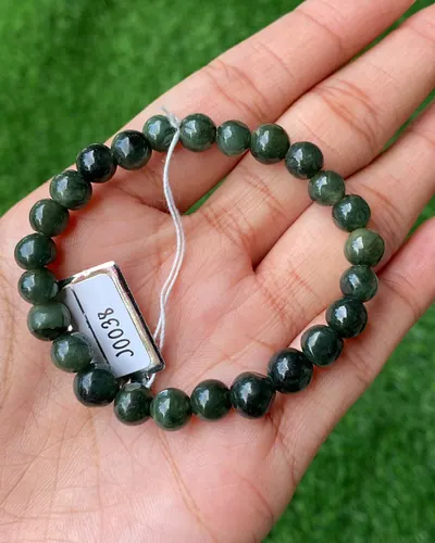 หยก Jadeite