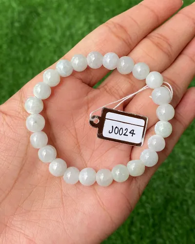 หยก Jadeite
