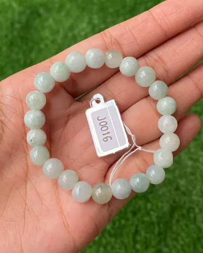 หยก Jadeite