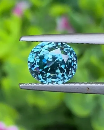 เพทาย Natural Zircon