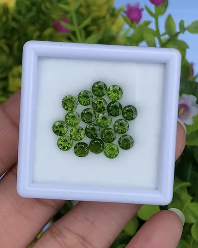 พลอย โครมไดออพไซต์ Chrome Diopside