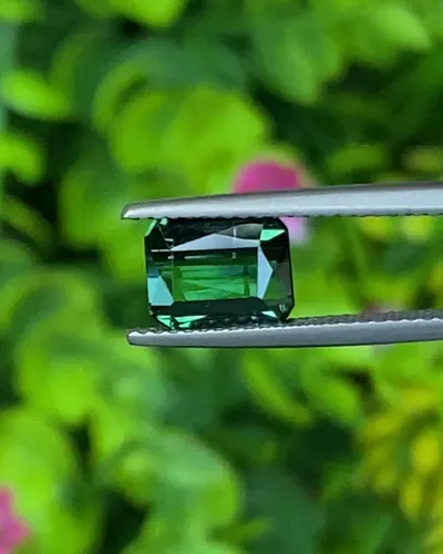 ทัวร์มาลีน Natural Tourmaline