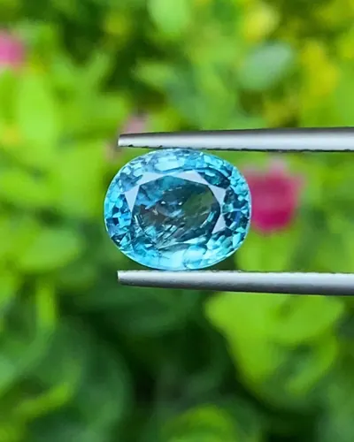 เพทาย Natural Zircon