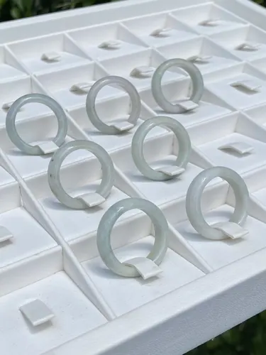 แหวน หยก (jadeite Ring)
