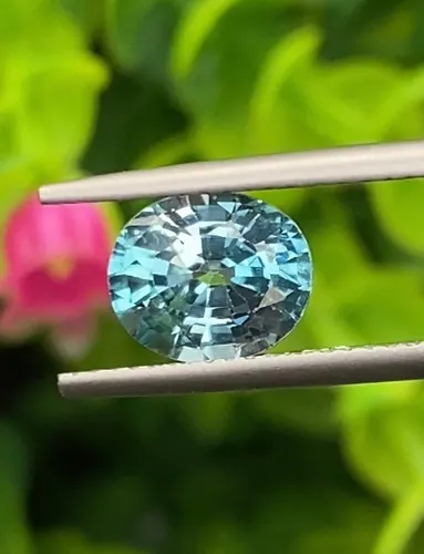 เพทาย Natural Zircon