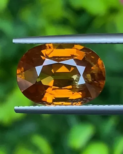 เพทาย Natural Zircon