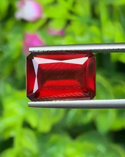 พลอย เฮสโซไนท์ การ์เน็ต Hessonite Garnet