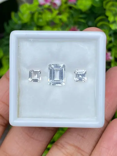 โทแพซ Topaz