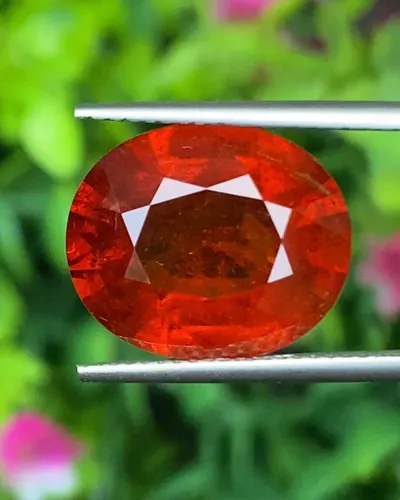 พลอย สเปสซาร์ไทต์ Natural Spessartite Garnet