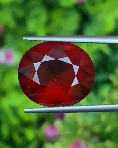 พลอย เฮสโซไนท์ การ์เน็ต Hessonite Garnet