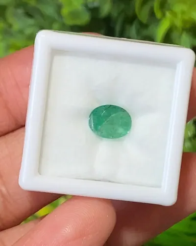 พลอย มรกต Natural Emerald