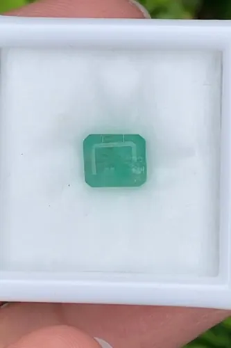 พลอย มรกต Natural Emerald
