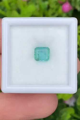 พลอย มรกต Natural Emerald