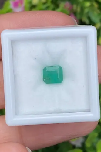พลอย มรกต Natural Emerald