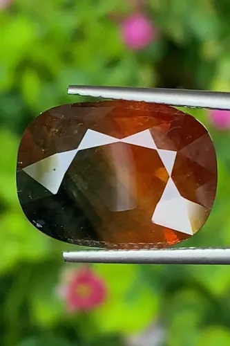 บุษราคัม (Yellow Sapphire)