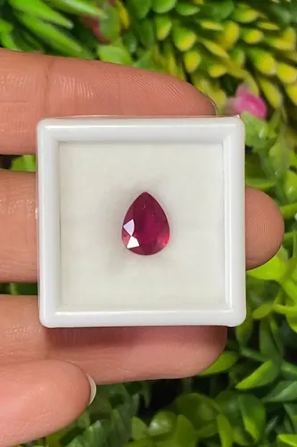 พลอย ทับทิม Ruby sapphire