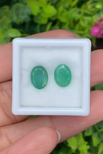 พลอย มรกต Natural Emerald
