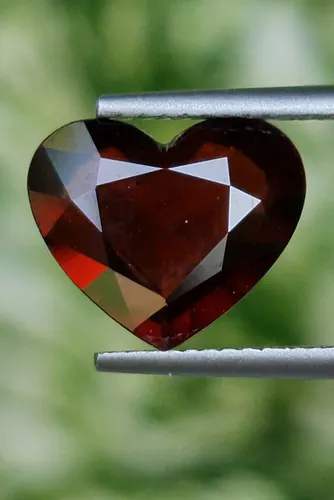 พลอย เฮสโซไนท์ การ์เน็ต Hessonite Garnet