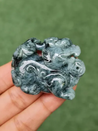 หยก Jadeite