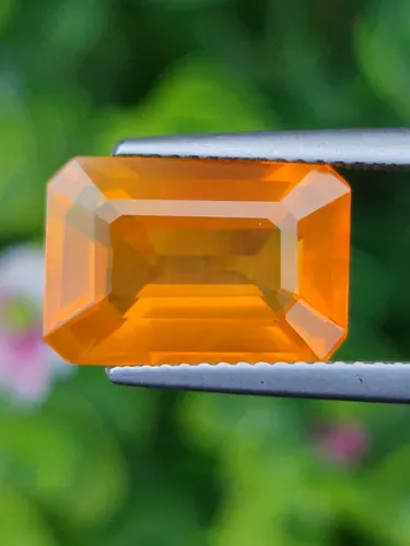 พลอย โอปอล Opal