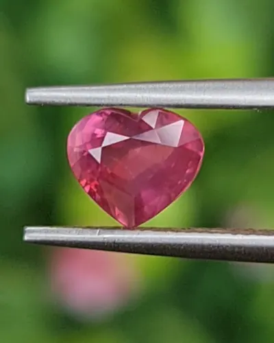 พัดพารัดชา Padparadscha Sapphire