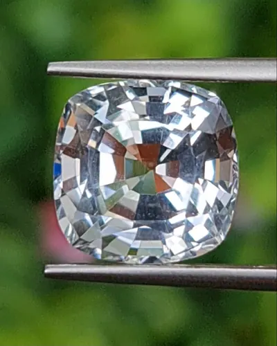 โทแพซ Topaz