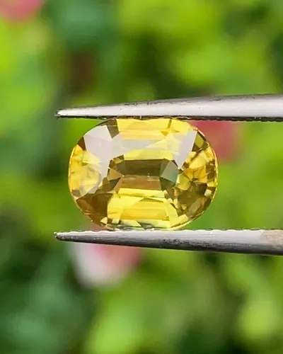 สฟีน Natural Sphene