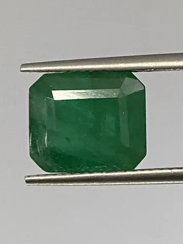 พลอย มรกต Natural Emerald