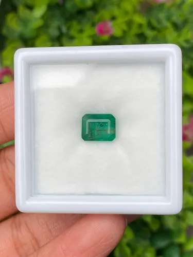 พลอย มรกต Natural Emerald