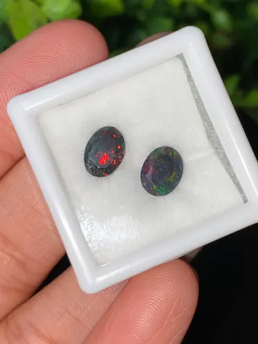 พลอย โอปอล Opal
