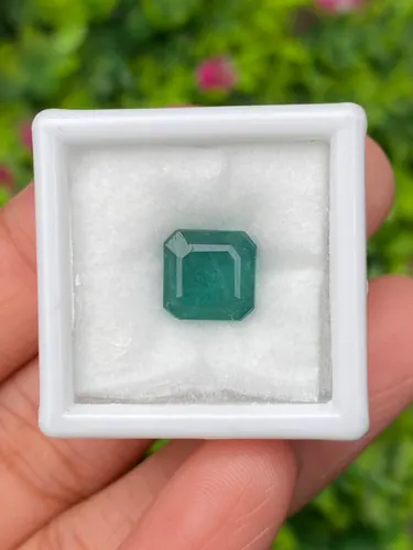 พลอย มรกต Natural Emerald