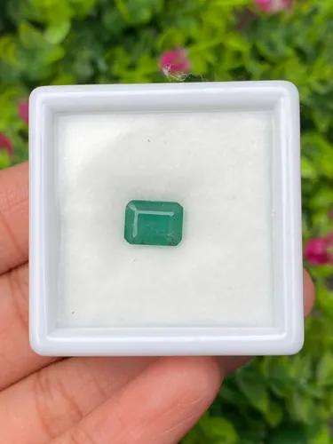 พลอย มรกต Natural Emerald