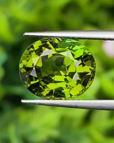 ทัวร์มาลีน Natural Tourmaline