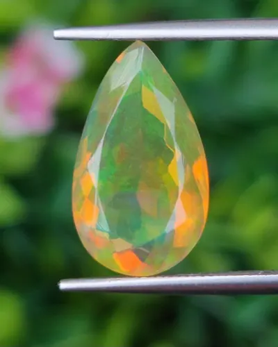 พลอย โอปอล Opal