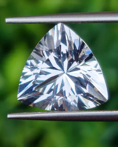 โทแพซ Topaz