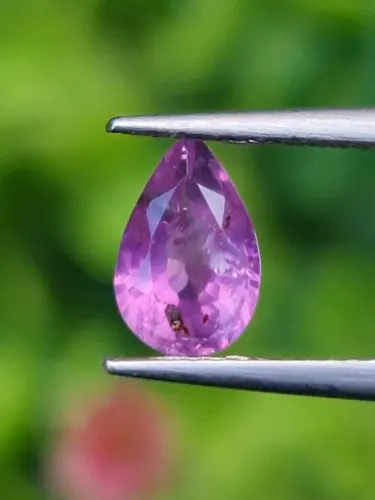 พลอย ม่วง Purple sapphire