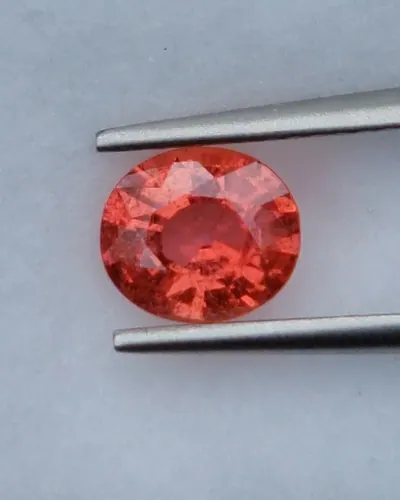 ออเรนจ์ แซฟไฟร์ Orange Sapphire