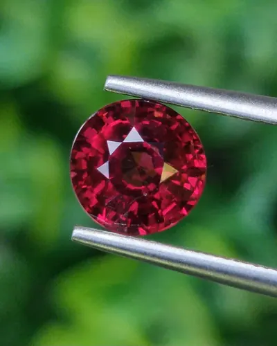 Natural Rhodolite Garnet