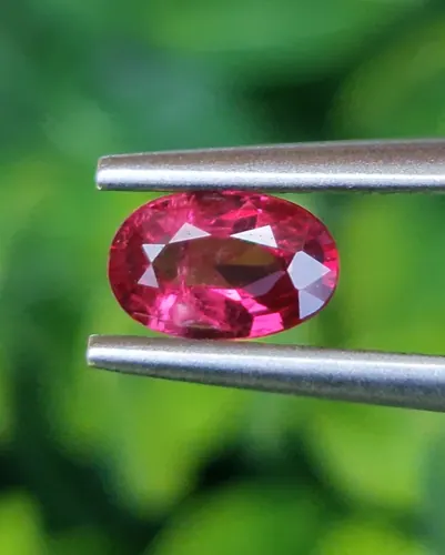พลอย ชมพู Pink sapphire
