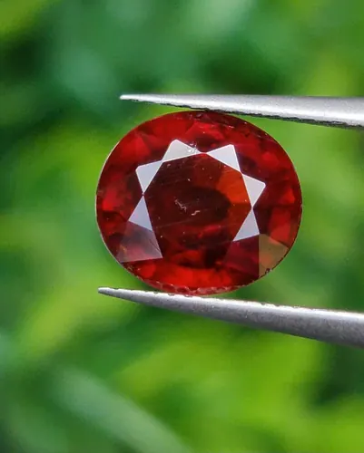 พลอย สเปสซาร์ไทต์ Natural Spessartite Garnet