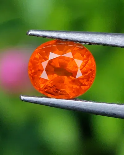 บุษราคัม (Yellow Sapphire)