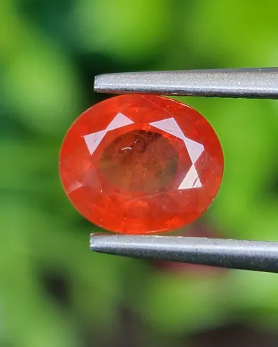 บุษราคัม (Yellow Sapphire)