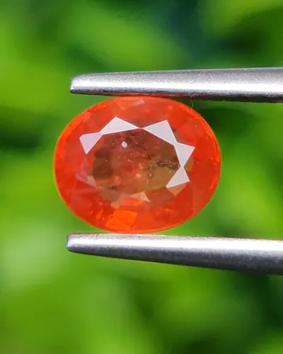 บุษราคัม (Yellow Sapphire)