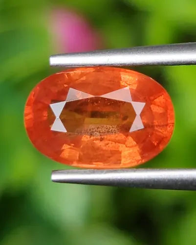บุษราคัม (Yellow Sapphire)