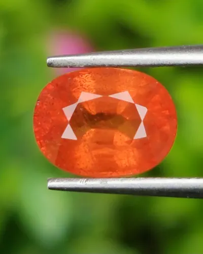 บุษราคัม (Yellow Sapphire)